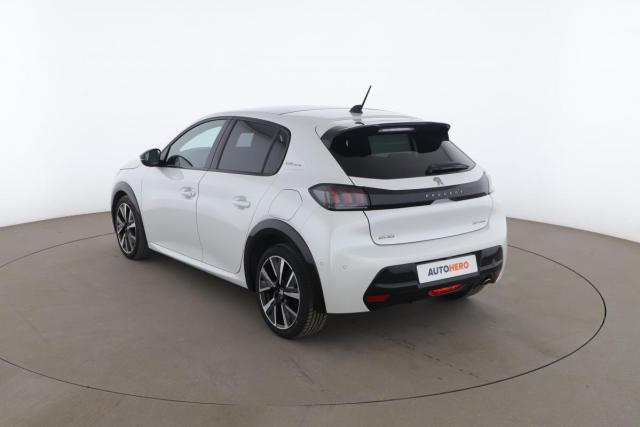 Peugeot 208 image 2