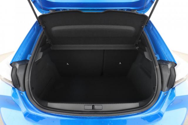 Peugeot 208 image 9