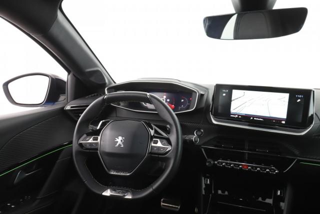 Peugeot 208 image 3