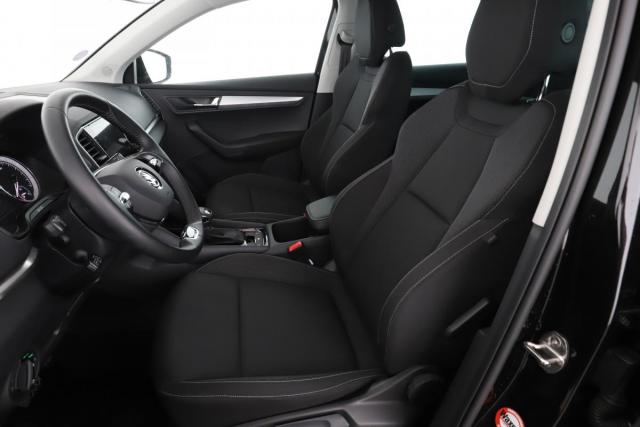 Skoda Karoq image 5