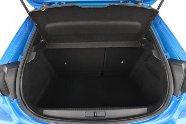 Peugeot 208 image 7