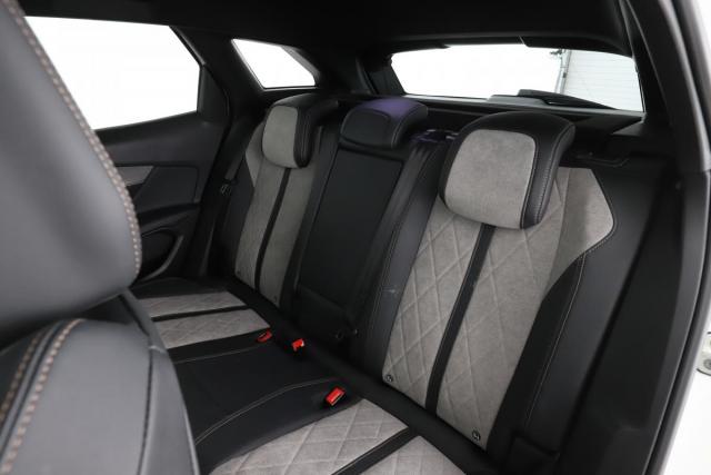 Peugeot 3008 image 9