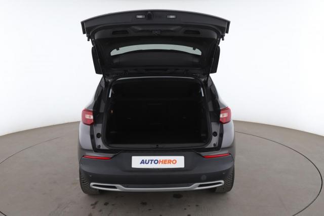 Opel Grandland X image 1