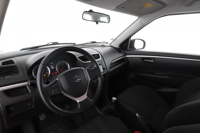Suzuki Swift image 9