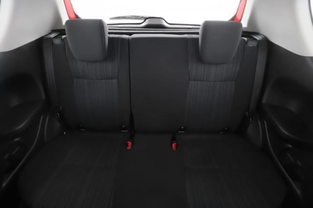 Suzuki Swift image 8