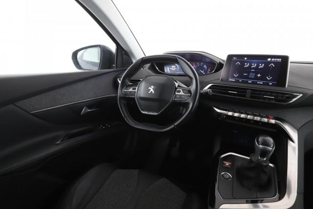 Peugeot 3008 image 6