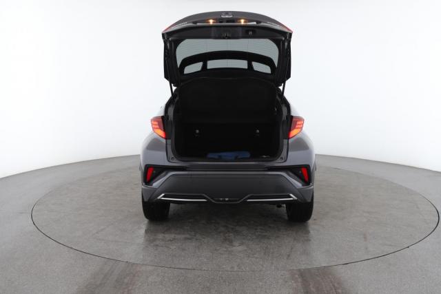 Toyota C-Hr image 5