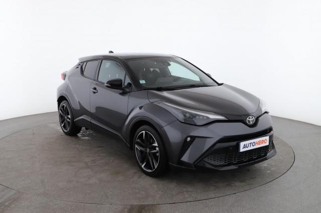 Toyota C-Hr image 9