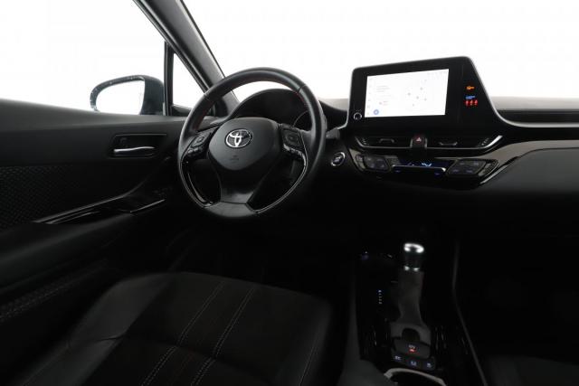 Toyota C-Hr image 8