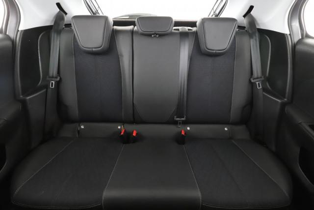 Opel Corsa image 2