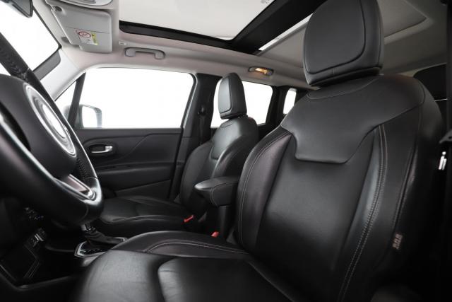 Jeep Renegade image 4