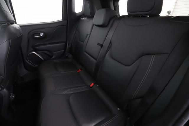 Jeep Renegade image 5
