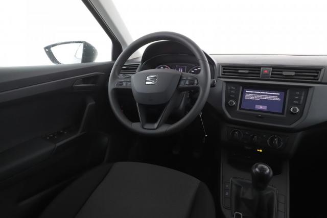 Seat Arona image 2