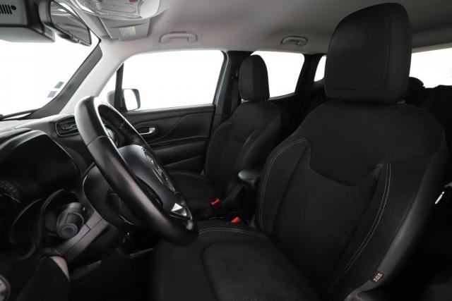 Jeep Renegade image 7