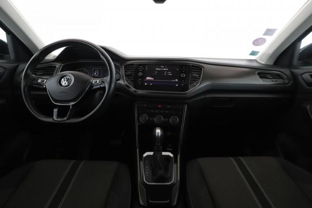 Volkswagen T-Roc image 8
