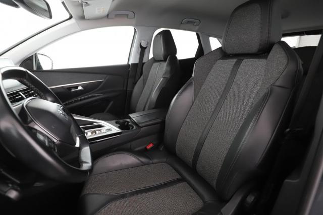 Peugeot 3008 image 8