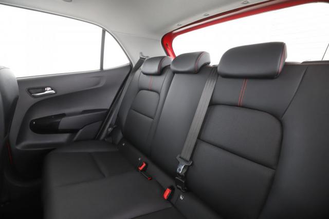 Kia Picanto image 2