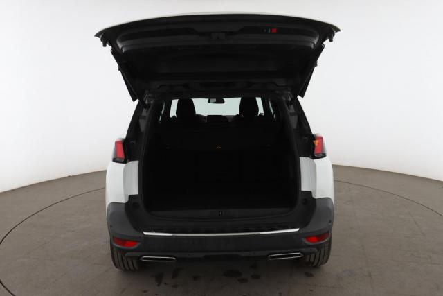Peugeot 5008 image 8