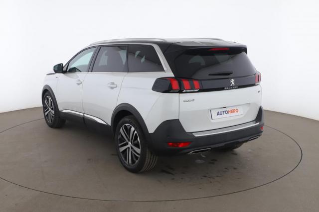 Peugeot 5008 image 1