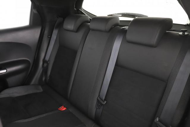 Nissan Juke image 8