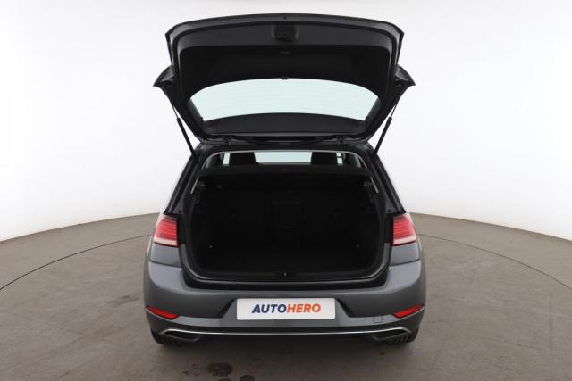 Volkswagen Golf image 5