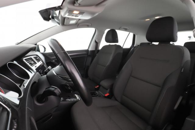Volkswagen Golf image 7