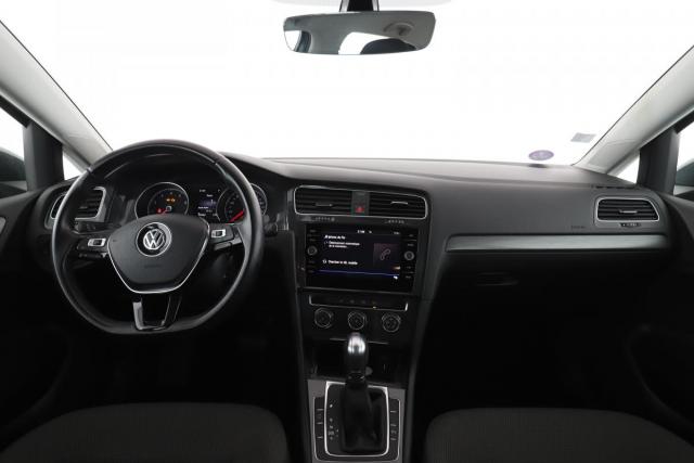 Volkswagen Golf image 4