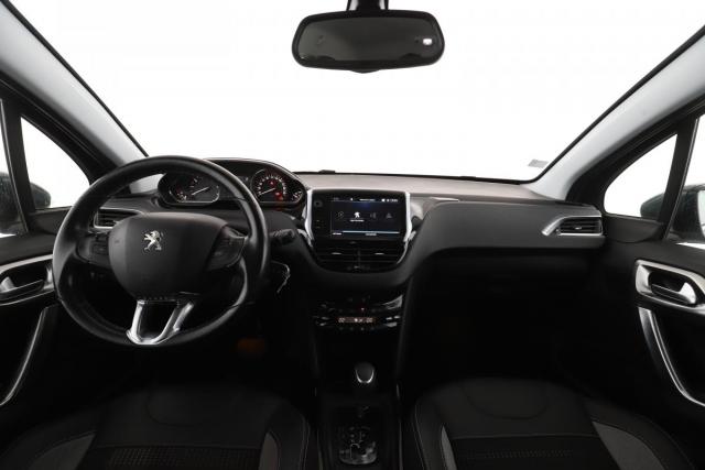 Peugeot 2008 image 6