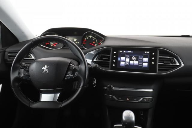Peugeot 308 image 8