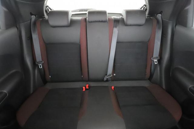 Nissan Juke image 7