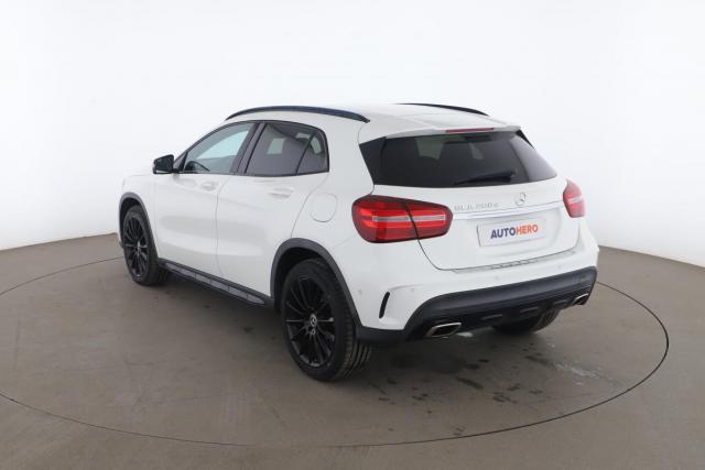 Mercedes Benz Gla image 7