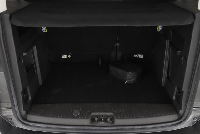 Ford Tourneo image 9