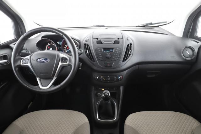 Ford Tourneo image 1