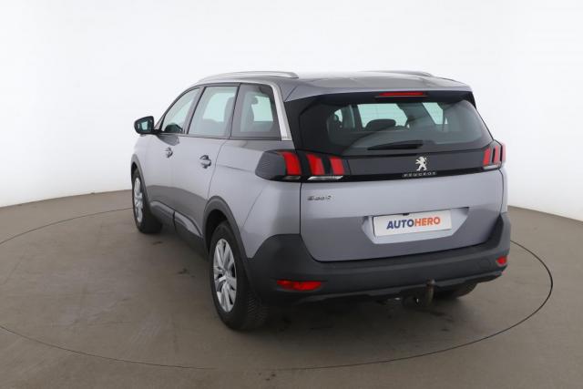 Peugeot 5008 image 3