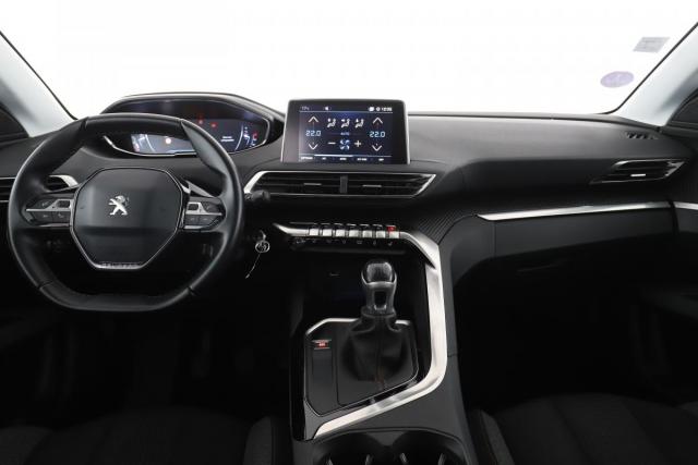 Peugeot 5008 image 8