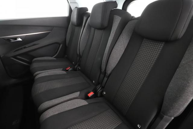Peugeot 5008 image 4