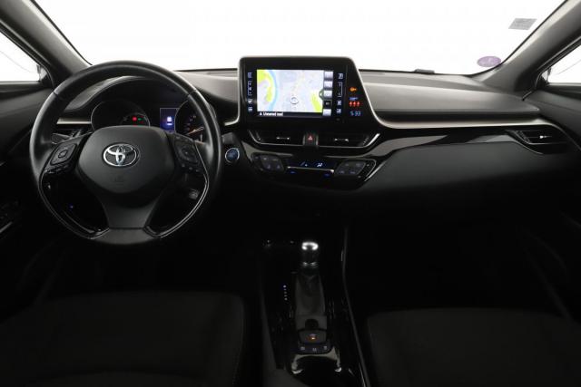 Toyota C-Hr image 7