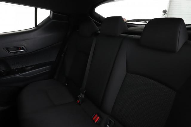 Toyota C-Hr image 3