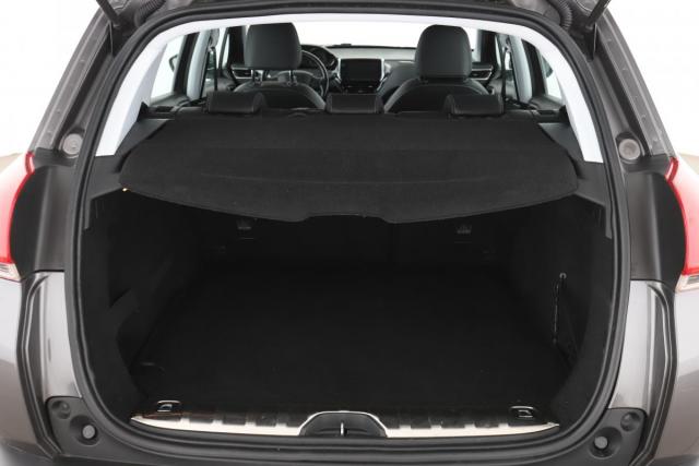 Peugeot 2008 image 8