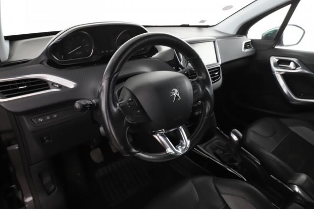 Peugeot 2008 image 9