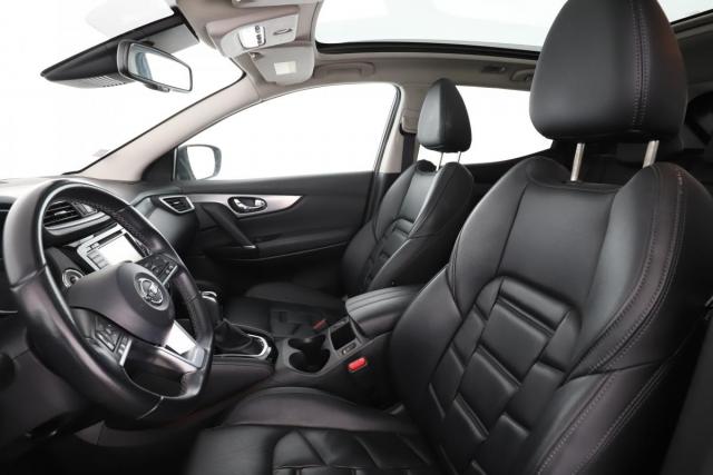 Nissan Qashqai image 1