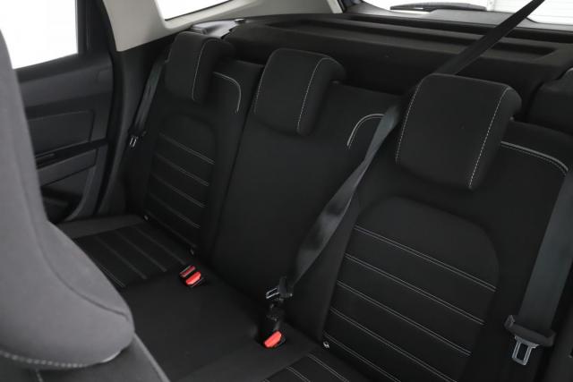 Dacia Duster image 8