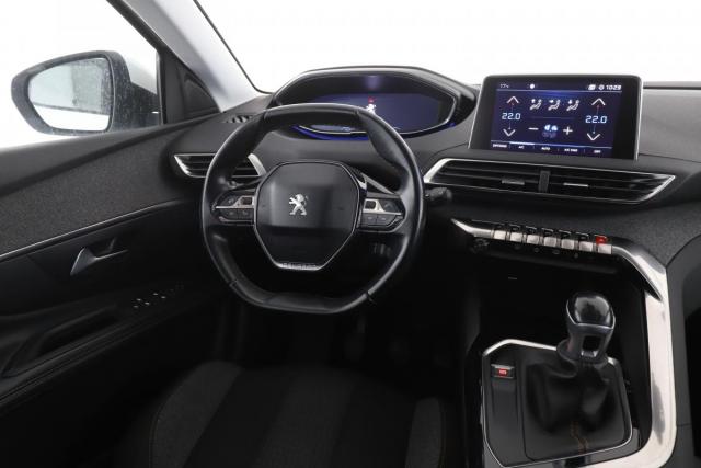 Peugeot 3008 image 1