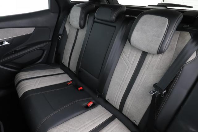 Peugeot 3008 image 1