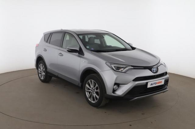 Toyota Rav4 image 2