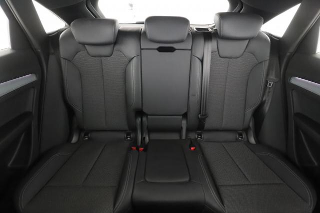 Audi Q5 Sportback image 7