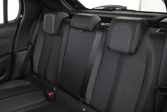 Peugeot 208 image 9