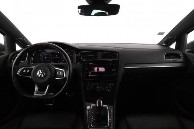 Volkswagen Golf image 6