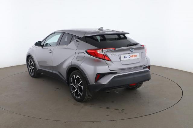 Toyota C-Hr image 1