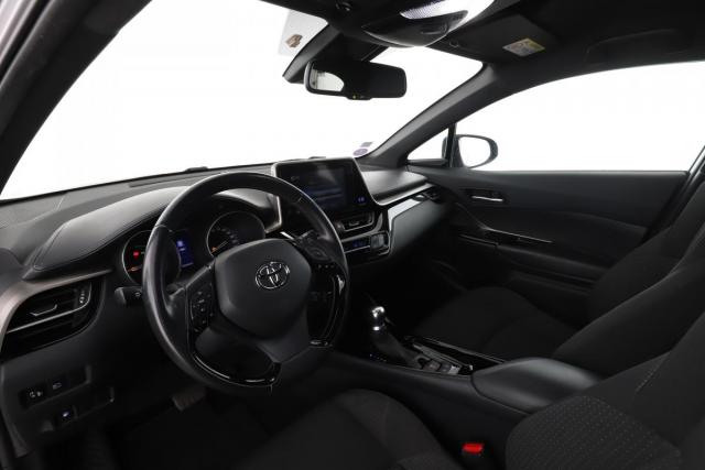 Toyota C-Hr image 5